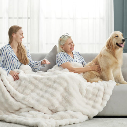 Cozy Bliss Faux Fur Throw Blanket for Couch, Fuzzy Soft Plush Thick Bubble Blanket for Sofa Bedroom Living Room, 50 * 60 Inches Tie Dye Pink