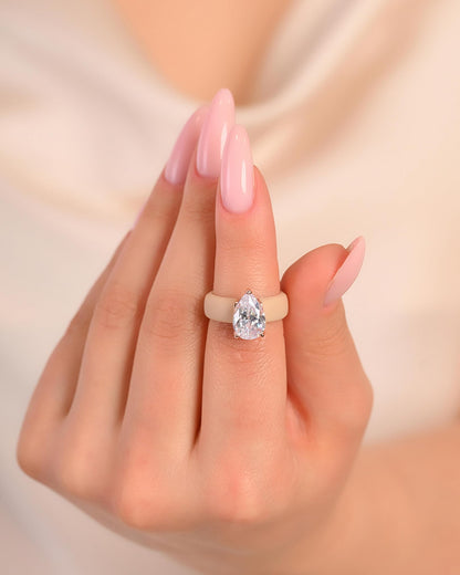 Rinfit Silicone Ring with Stone - Pear Cut Cubic Zirconia Solitaire Engagement Ring for Women - Rubber Wedding Bands - Patent Pending