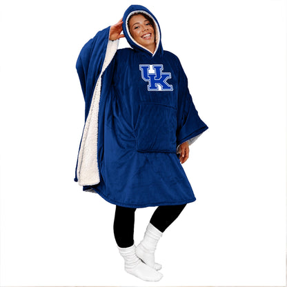 Pegasus Sports Officially Licensed NCAA Team Color Bloncho w/Logo Patch & Sherpa