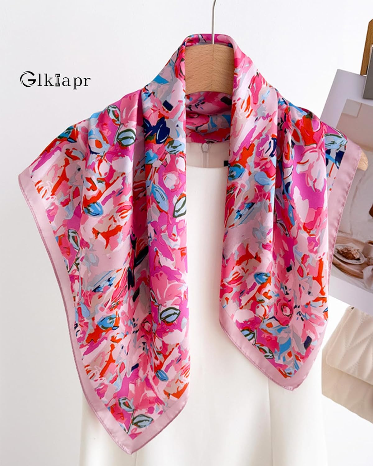 Satin Bandana Headscarf for Women Silky Hair Scarves for Fashion Lightweight