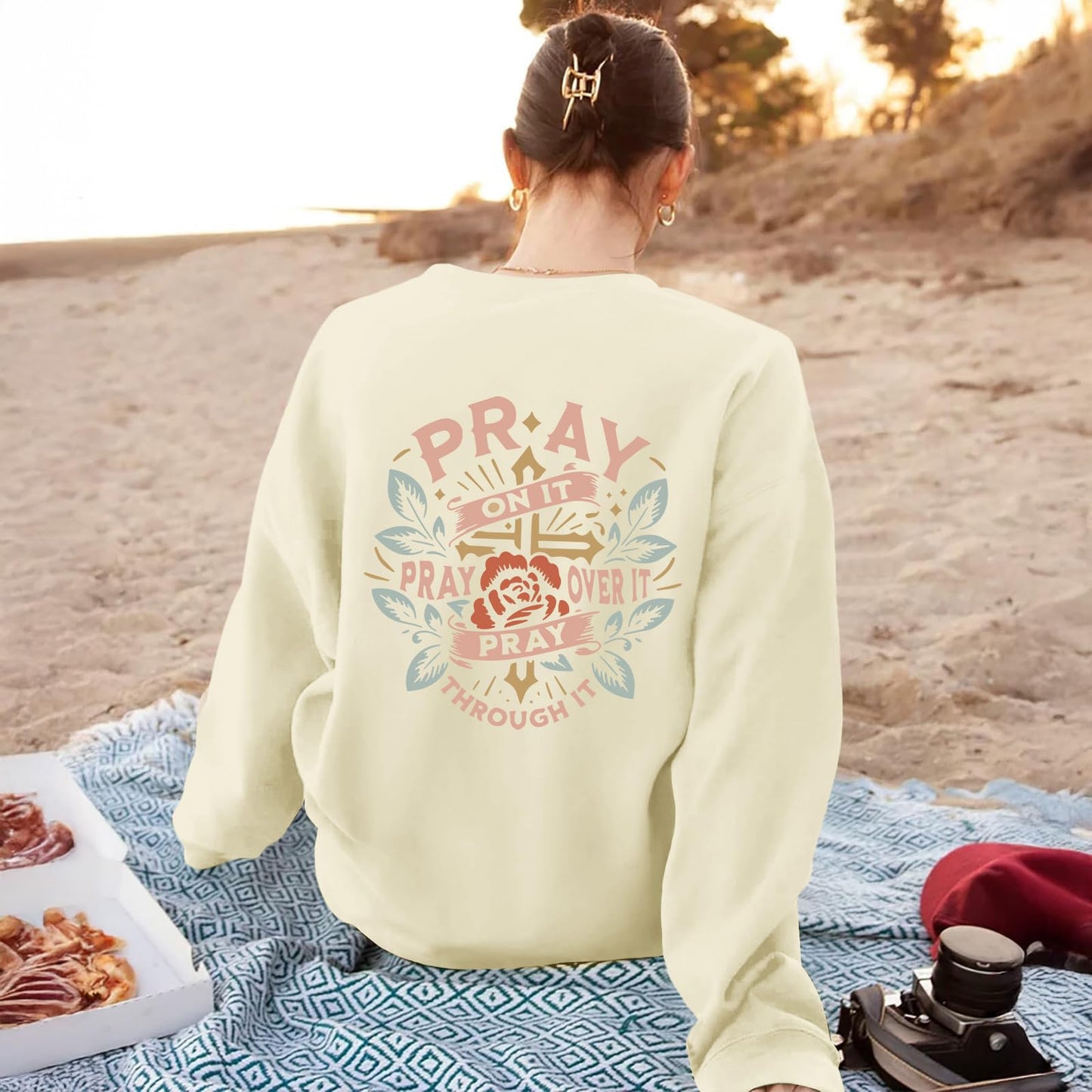 Pairxily Christian Crewneck Sweatshirts for Women Pray Bible Verse