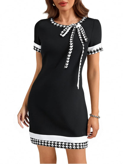 Women's Houndstooth Print Tie Front Dress