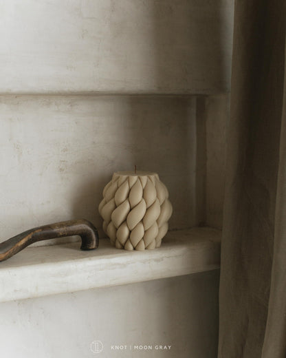 LAWA Knot Ball Candle - Large Beautiful Handmade Pillar Scented Soy Wax Elegant Bubble Aesthetic Candle Housewarming Gift Home Room Shelf Decor Idea White