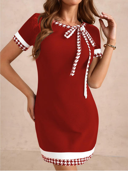 Women's Houndstooth Print Tie Front Dress