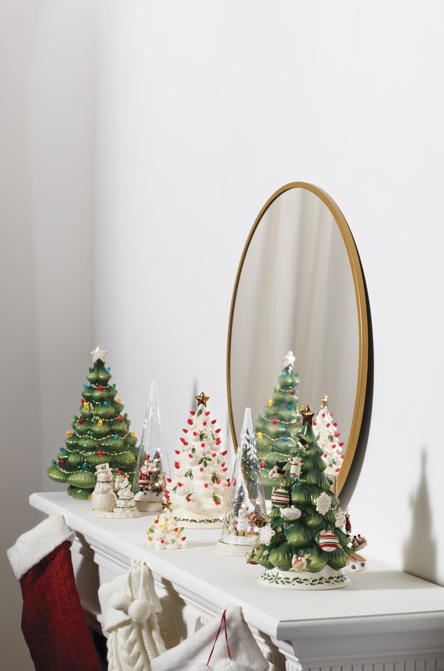 Lenox 893624 Treasured Traditions Holiday Red Bulbs Lit Tree, Christmas Decor