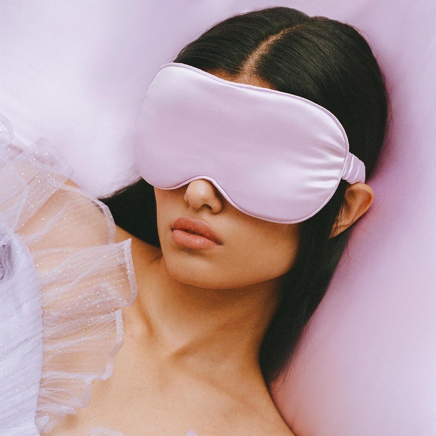 slip Pure Silk Contour Sleep Mask: Protect Your Delicate Lashes with Our Innovative, Lash-Friendly Design. Experience Uninterrupted Beauty Sleep with Slipsilk™ Comfort, 1 Contour Mask, Scarlet