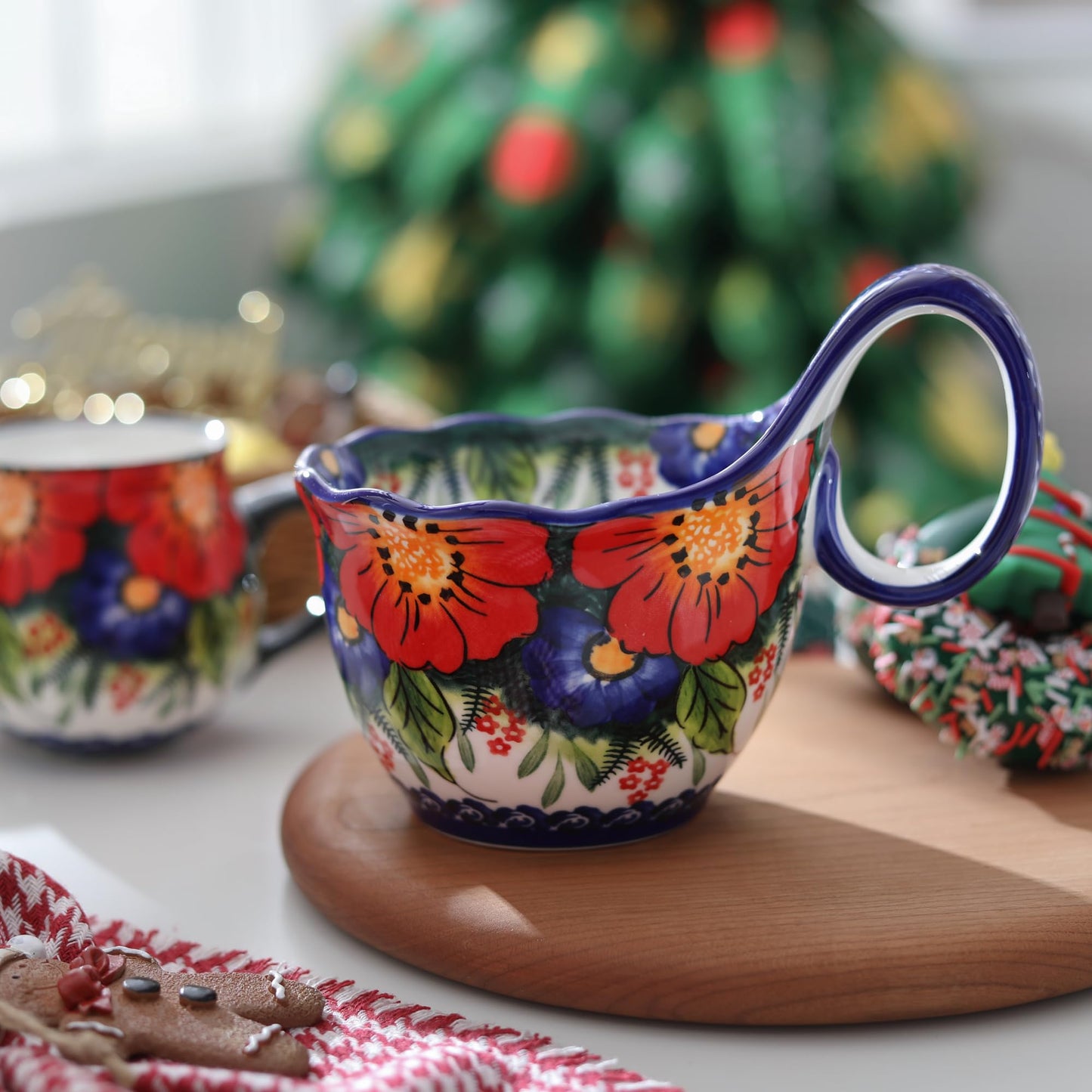 ALMA Handpainted Microwavable Soup Bowl with Loop Handle 18.6oz, Cereal Bowl With Handle Great for Berry, Fruits, Chili, Stew, Ice cream,Floral Soup Mug for Women