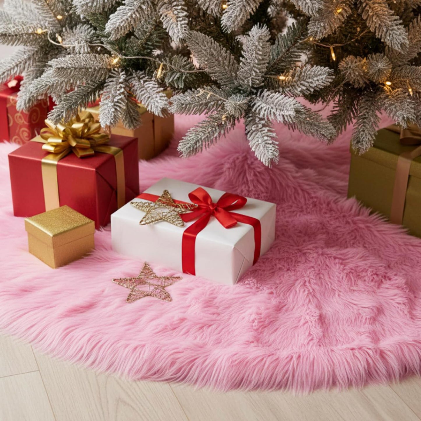 CHICHIC 60 inch Christmas Tree Skirt Faux Fur Xmas Tree Skirt Christmas Decorations Holiday Tree Ornaments Tree Decoration for Christmas Home Decorations, Xmas Party Holiday Decorations, Snow White