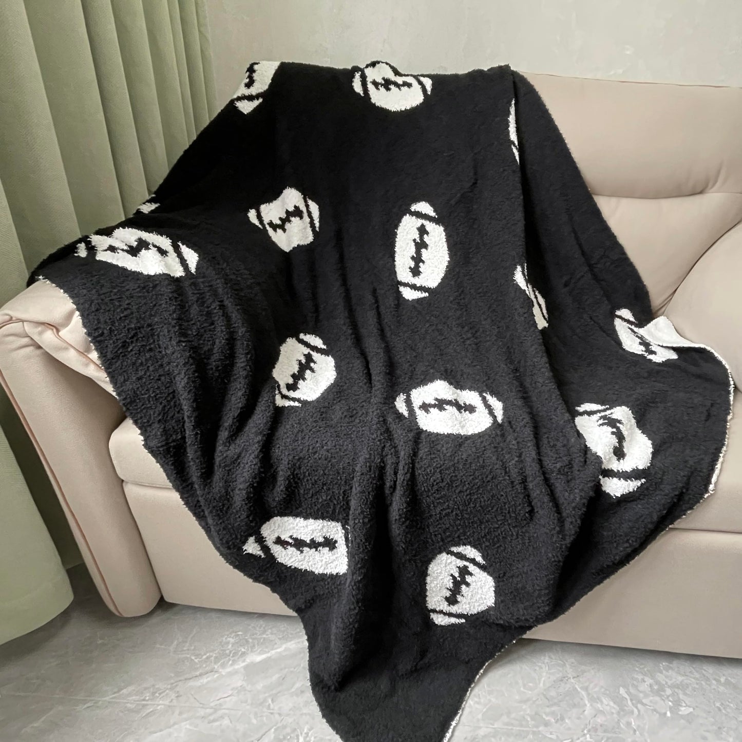 Cozy Baseball Pattern Blanket Perfect Lightweight Bedding for Adults, Soft, Warm, and Plush Soccer Sports Blanket Great for Bed Sofa (Baseball-Red, 51"x63")