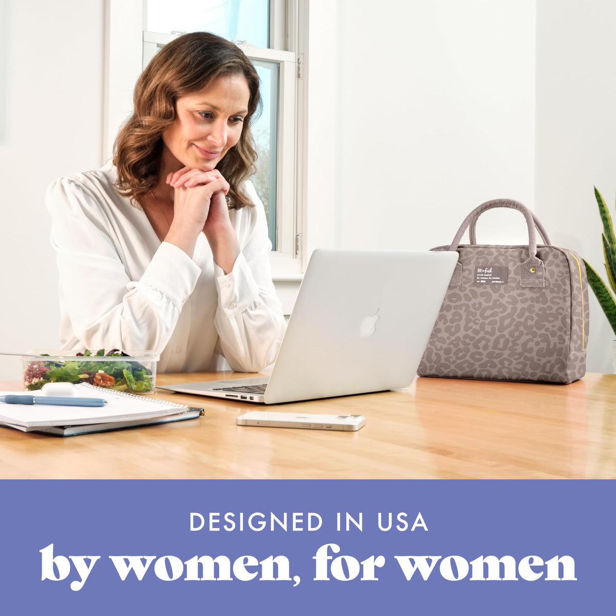 Fit & Fresh Bloomington Lunch Bag for Women - Insulated Large Lunch Box for Work with Containers, Leak-Resistant, Stain-Resistant, Zipper Closure, Cheetah