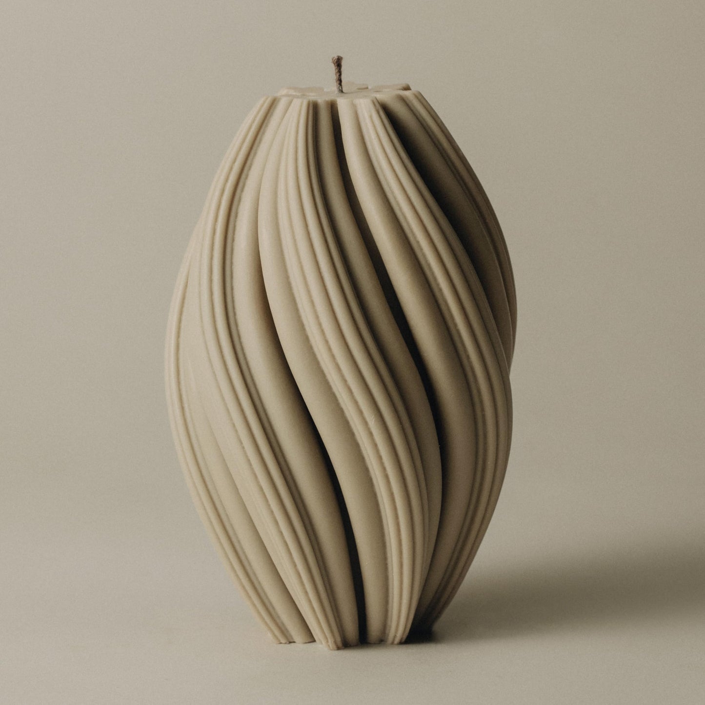 LAWA Swirl Candle - Beautiful Handmade Pillar Soy Wax Twirl Elegant Bubble Aesthetic Candle Housewarming Gift Home Room Shelf Decor Idea Spiral White Large