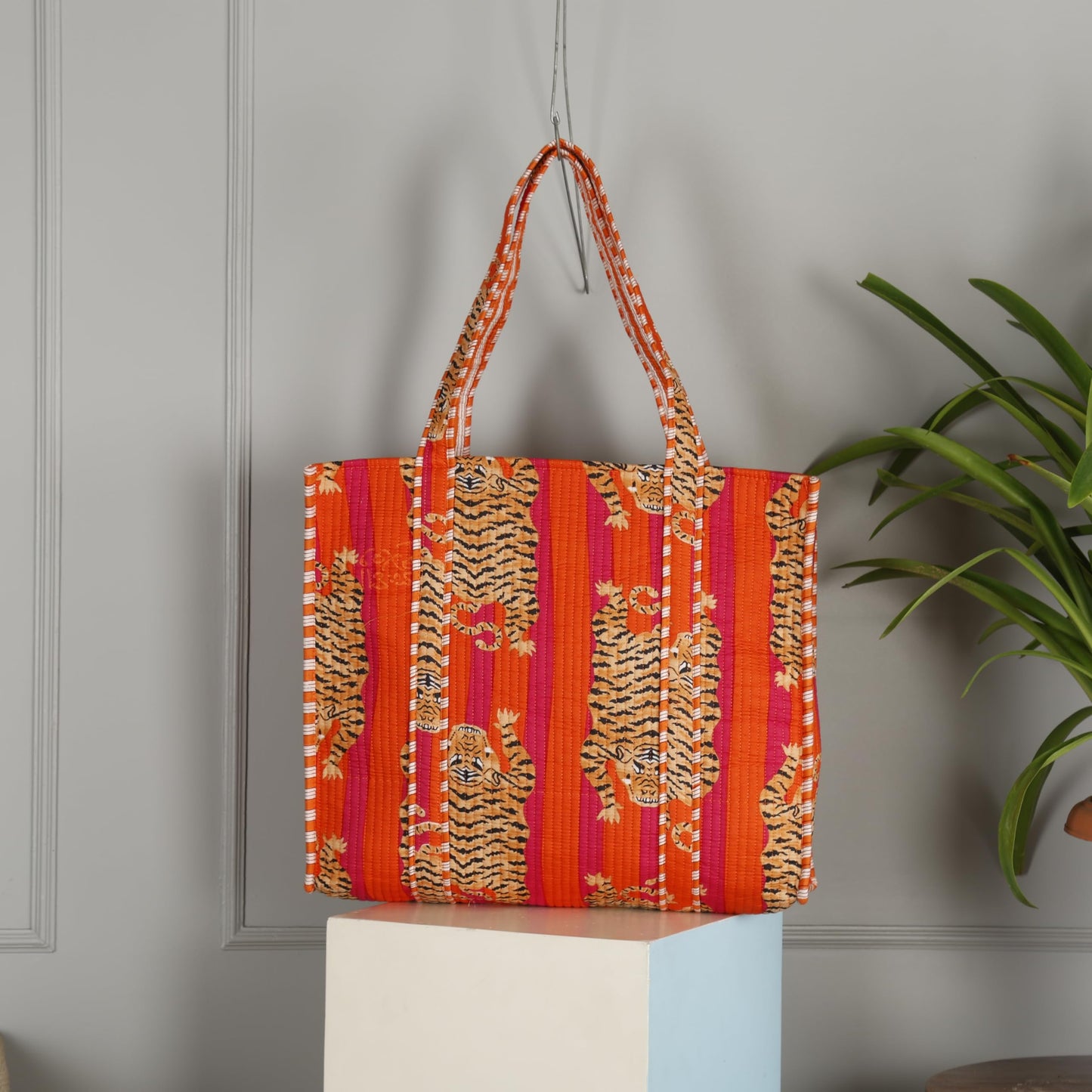 Marubhumi Women Lightweight Travel Bag