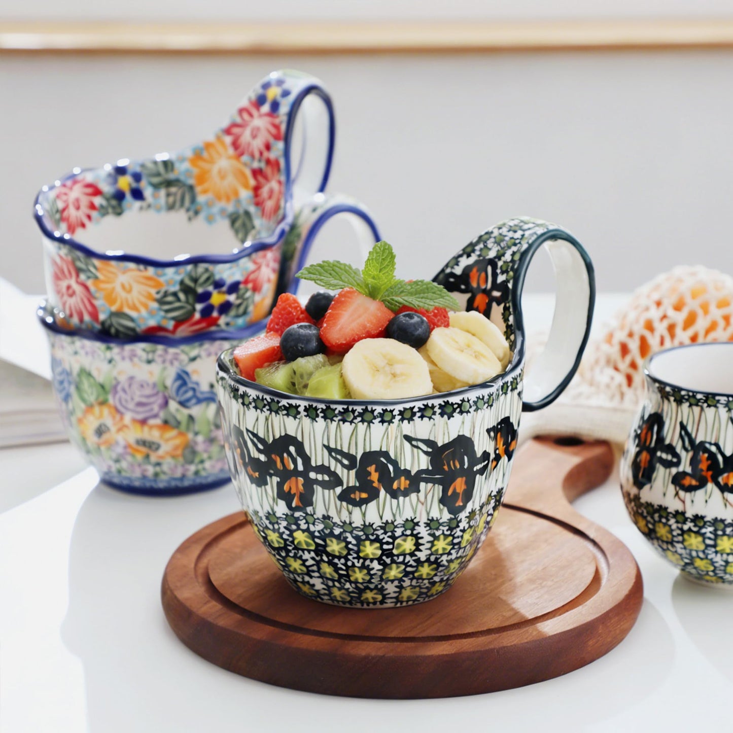 ALMA Handpainted Microwavable Soup Bowl with Loop Handle 18.6oz, Cereal Bowl With Handle Great for Berry, Fruits, Chili, Stew, Ice cream,Floral Soup Mug for Women