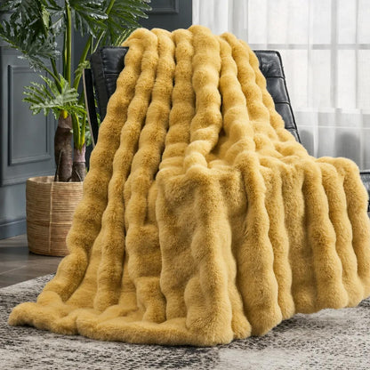 Cozy Bliss Faux Fur Throw Blanket for Couch, Fuzzy Soft Plush Thick Bubble Blanket for Sofa Bedroom Living Room, 50 * 60 Inches Tie Dye Pink