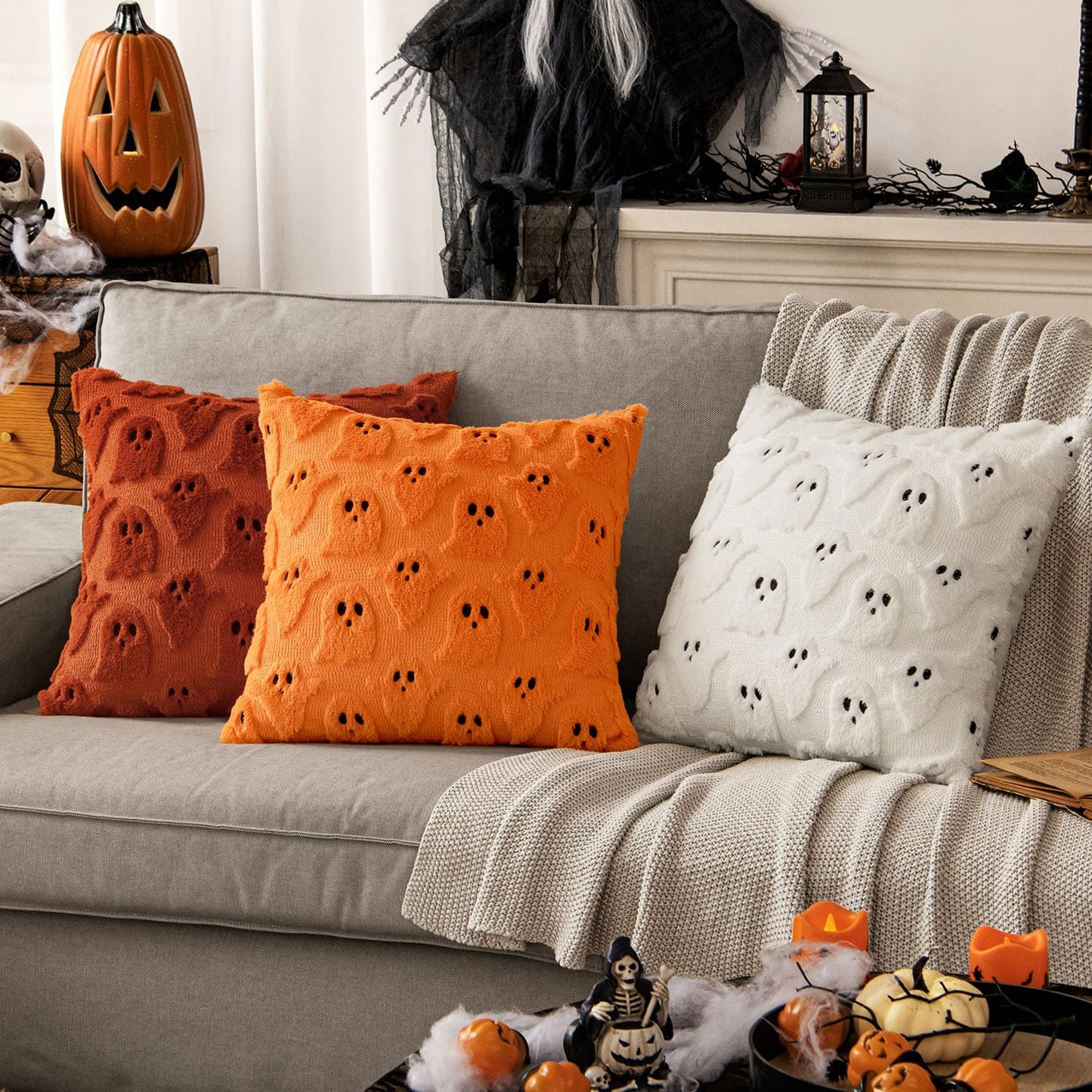 MIULEE Cute Ghost Halloween Pillow Covers 20x20 Inch Set of 2 White | Soft Plush Faux Fur Throw Pillows Spooky Fall Decorative Cushion Covers for Couch Sofa Bed Porch Living Room