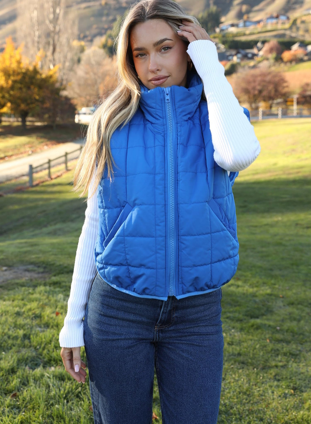 Zeagoo Womens Puffer Vest Ladies Sleeveless Zip Up Outerwear