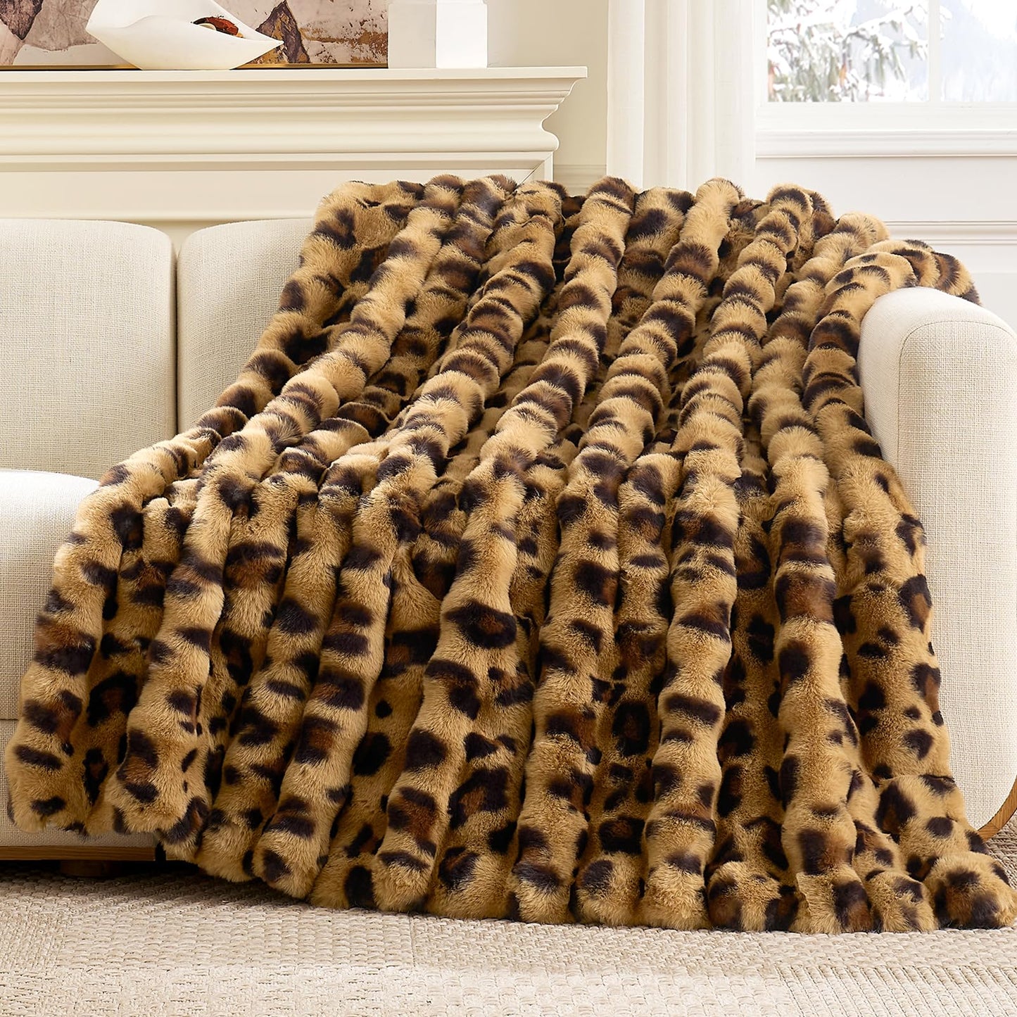 Cozy Bliss Faux Fur Throw Blanket for Couch, Fuzzy Soft Plush Thick Bubble Blanket for Sofa Bedroom Living Room, 50 * 60 Inches Tie Dye Pink