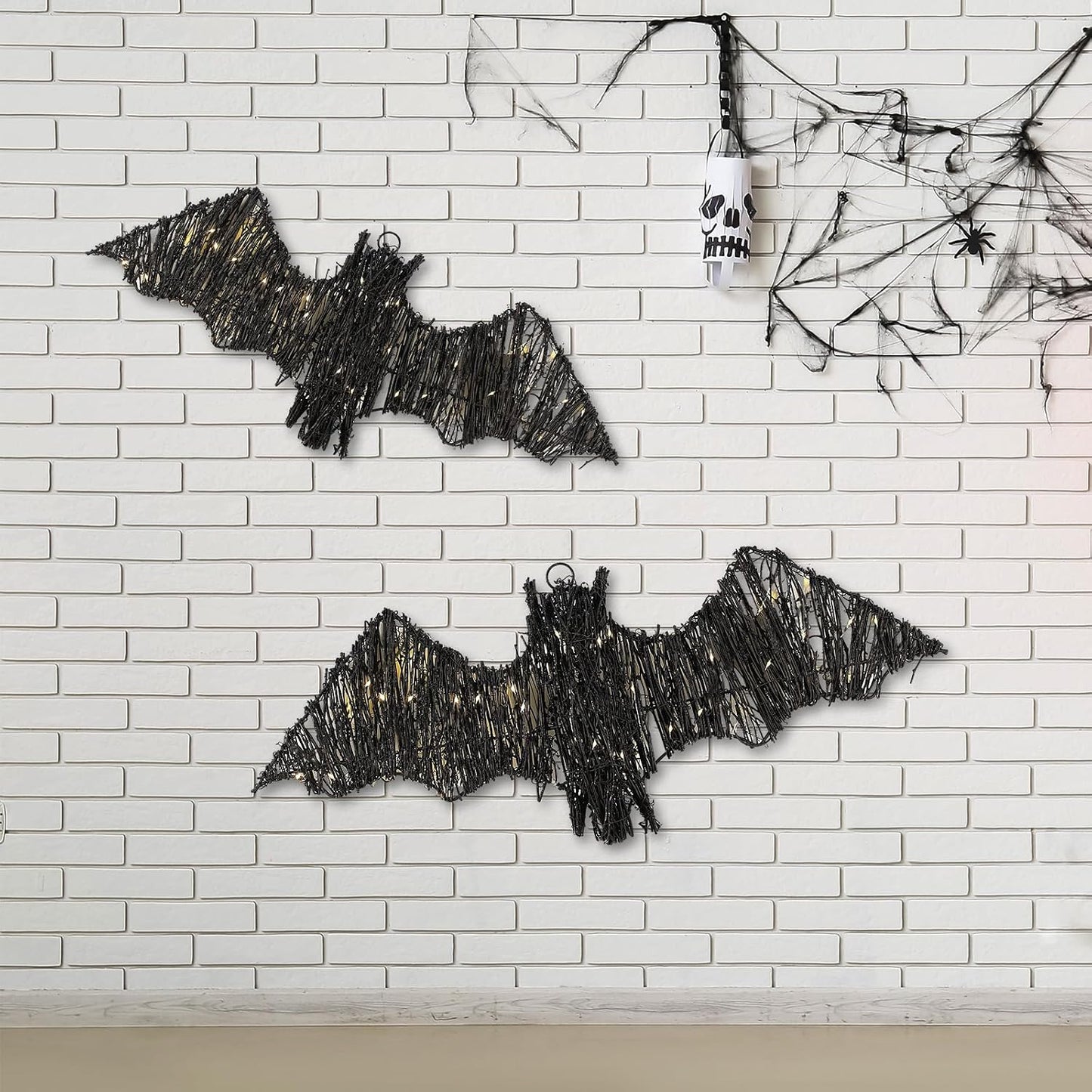 Glooglitter 2 Pack Rattan Bats with Hanging Loops Halloween Lights 3D Lit Woven Bats with Timer Remote for Rustic Modern Farmhouse Decorations