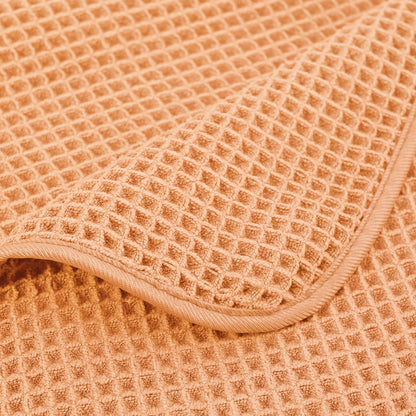 POLYTE 430 GSM Microfiber Oversize Quick Dry Lint Free Bath Towel, 60 x 30 in, 4 Pack (Waffle Weave)