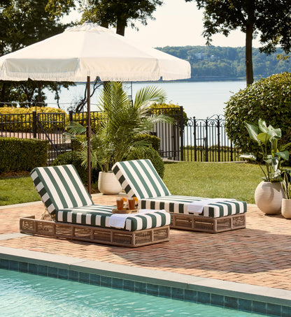 SAFAVIEH Outdoor - Gillian Chaise Lounge Chair - Tan & White - Steel and Woven Rope - Adjustable 5-Position Backrest - Ideal for Patio, Deck, Poolside, Backyard (PAT7527A)