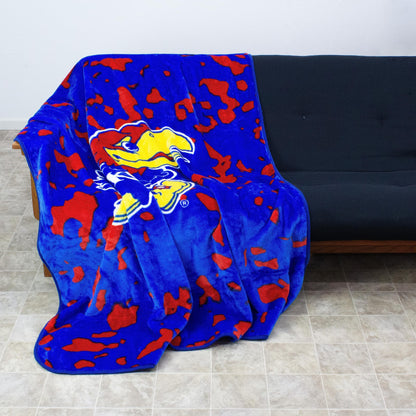 Everything Comfy Georgia Bulldogs Soft and Warm Huge Raschel Throw Blanket, 86" x 63"