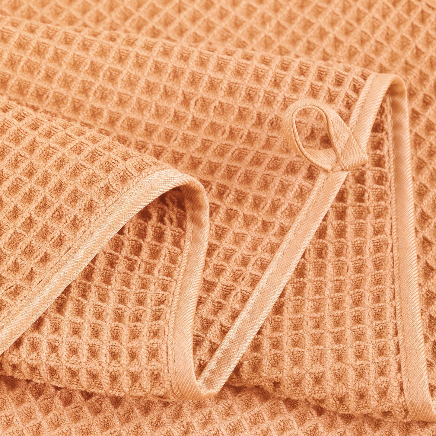 POLYTE 430 GSM Microfiber Oversize Quick Dry Lint Free Bath Towel, 60 x 30 in, 4 Pack (Waffle Weave)