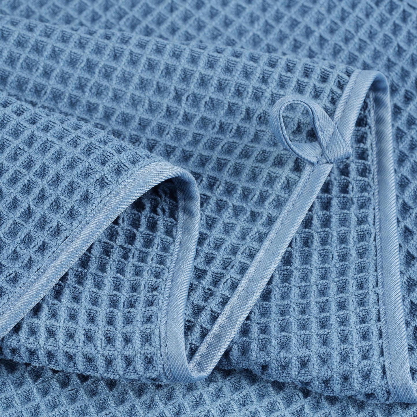 POLYTE 430 GSM Microfiber Oversize Quick Dry Lint Free Bath Towel, 60 x 30 in, 4 Pack (Waffle Weave)