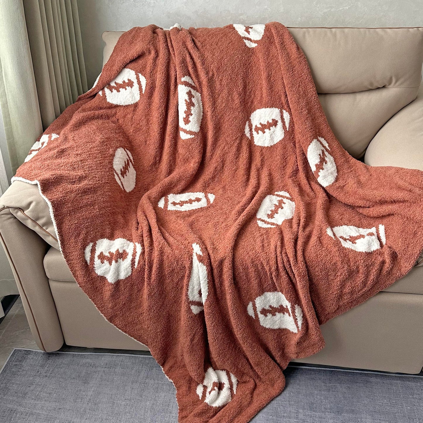 Cozy Baseball Pattern Blanket Perfect Lightweight Bedding for Adults, Soft, Warm, and Plush Soccer Sports Blanket Great for Bed Sofa (Baseball-Red, 51"x63")