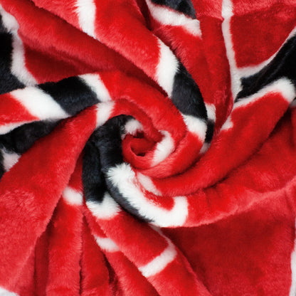 Everything Comfy Georgia Bulldogs Soft and Warm Huge Raschel Throw Blanket, 86" x 63"