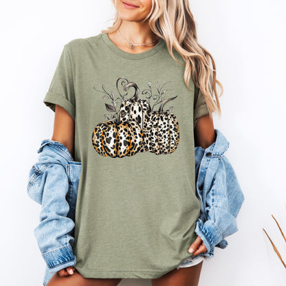 Leopard Print Pumpkins Graphic Tee For Halloween And Autumn Fashion, Cozy Fall Wardrobe Essential