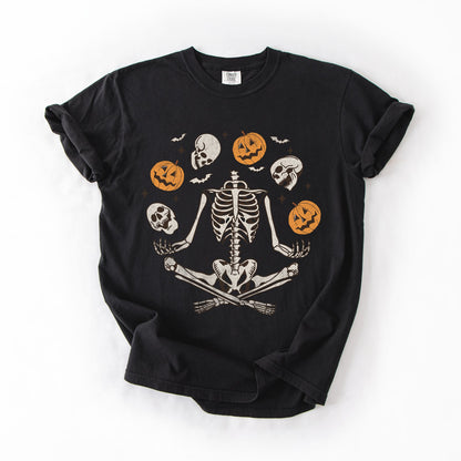 Skeleton Juggling Halloween Jack O Lantern Artwork Featuring Retro Vibes Comfort Colors Tee