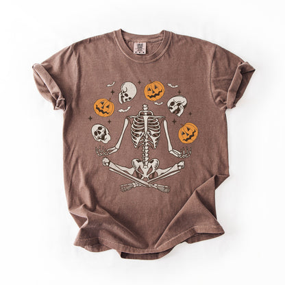 Skeleton Juggling Halloween Jack O Lantern Artwork Featuring Retro Vibes Comfort Colors Tee