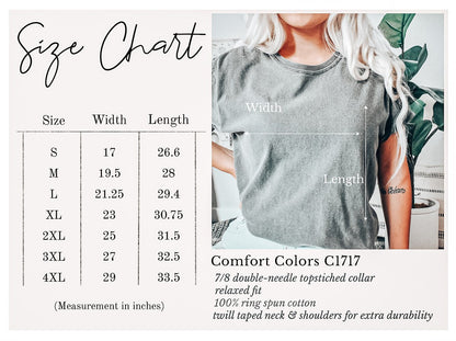 Spooky Babe Retro Halloween Retro Graphics Collection Deluxe Edition Comfort Colors Tee
